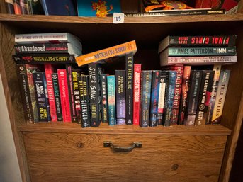 Book Shelf Lot - James Patterson, Michael Connolly, And More!
