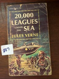 Vintage 1963 2000 Leagues Under The Sea Book