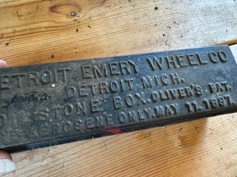 Antique Detroit Emery Wheel Co