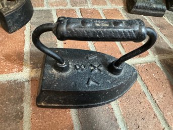 Antique 8 7x1 Iron