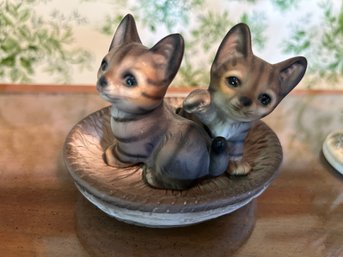 Vintage M Takai Cat Or Kitten Figurine