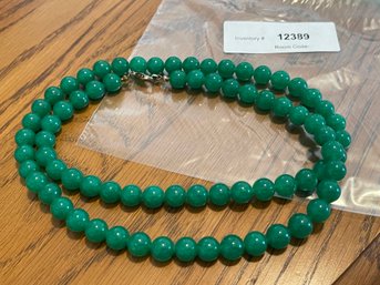 Green Jade Glass Bead Necklace