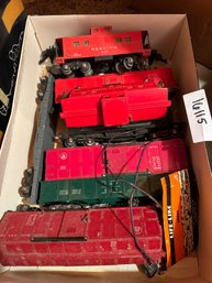 Lot Of Vintage American Flyer Train Cars