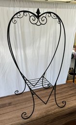 Heart Shaped Metal Plant Stand