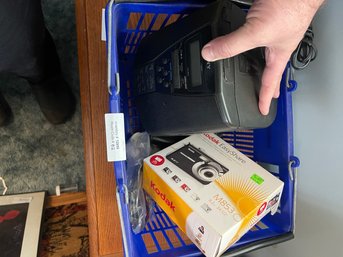 Kodak M853 New In Box Light Box Palm Pilot And Sony CD Player