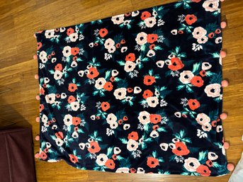 Pretty Floral Design Blanket