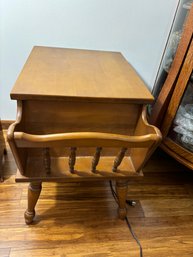 Vintage Colonial Style Maple Side Table Magazine Rack