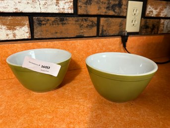 Lot Of Two Green Vintage Pyrex Small Bowls