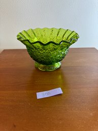 Fenton Ruffled Edge Footed Daisy And Button Bowl