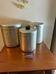 Aluminum Canister Lot