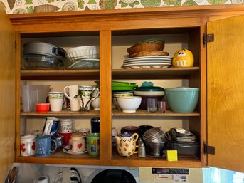 Kitchen Cabinet Lot