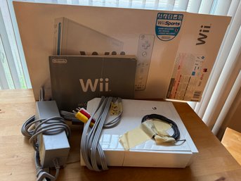 Nintendo Wii With Accessories