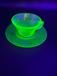 Vintage Green Uranium / Vaseline Glass Anchor Hocking Spiral Coffee Cup And Saucer