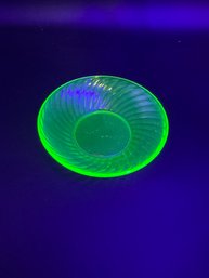 Vintage Green Uranium / Vaseline Glass Anchor Hocking Spiral Saucer