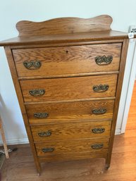 Stunning Antique Chest Of Drawers / Dresser