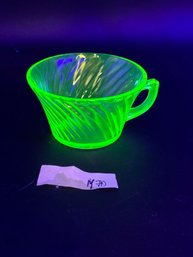 Vintage Green Uranium / Vaseline Glass Anchor Hocking Spiral Coffee Cup