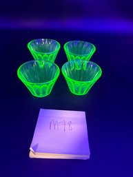 Lot Of Four Glowing Uranium Glass Hazel Atlas Small Custard Cup Bowls