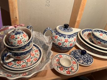BEAUTIFUL Vintage Polish Pottery Set - Teapot Bulb Cooking & Serving Dishes & More!