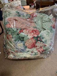 Floral Queen Sized Comforter Bedding Set