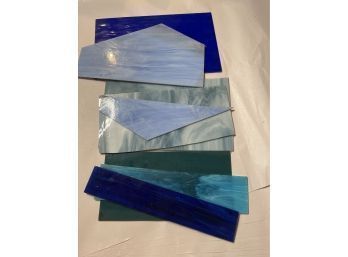 Lot Of Blues Medium Sized Scrap Pieces For Stained Glass Making 4.66 Lbs