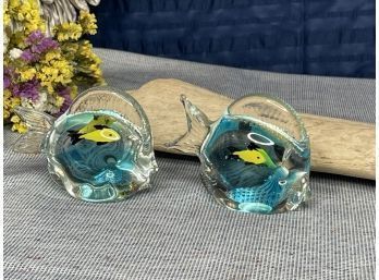 Glass Figural Set Of Two Fish Figurine / Paperweight