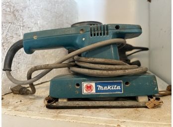 Makita Finishing Sander Model 9035