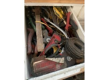 Drawer Lot 4 - Pipe Wrench Wire