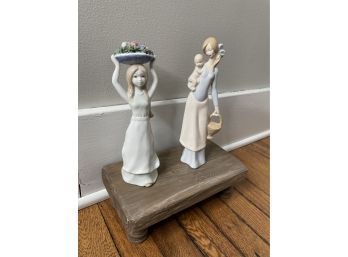 Porcelain Lady Lot Of Two Mom And Baby