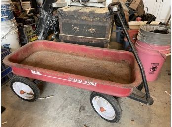 Radio Flyer Red Wagon