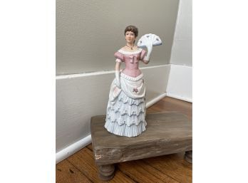 Home Interiors & Gifts Victorian Lady With Fan