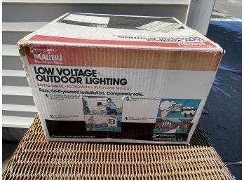 Low Voltage Outdoor Light / Lighting Fixture In Box (#2)