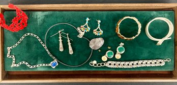 Small Lot Of Jewelry