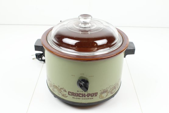 Rival Crock Pot Slow Cooker - Small Size Model 3102/3
