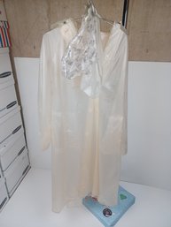 Vintage Style Women's Rain Coat With Bonnets That You Can Wear - When It's Raining