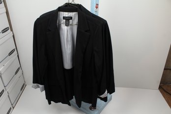 Two Black Suit Jackets Women's That You Can Wear