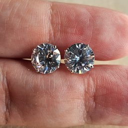 14k White Gold High Qaulity CZ Earrings 2 Carat In Size