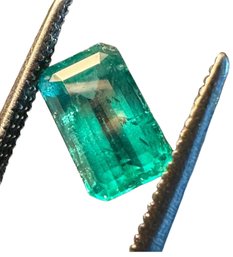 Natural .88 Vivid Green Emerald Cut Emerald Very Nice Color And Saturation