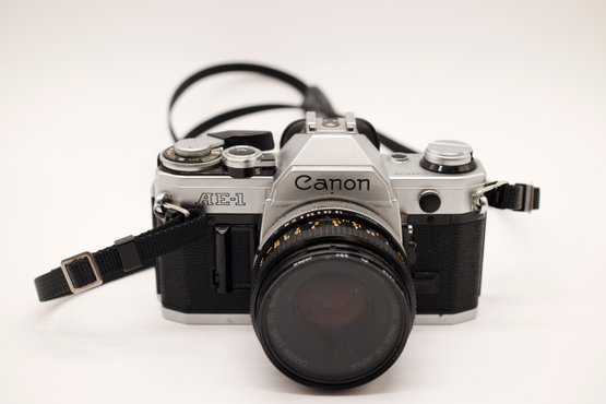Chrome Canon AE-1 Film Camera  50mm Lens Manual Focus Camera Kit