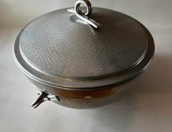 Italian Textured Aluminum Insulated Server