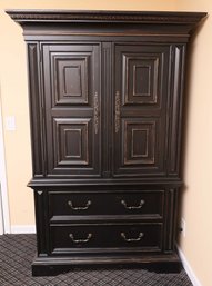 Vintage SCHNADIG Armoire/entertainment 2 Drayer 2 Door