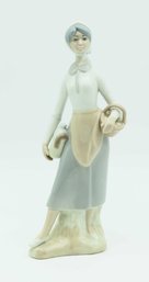 Casades Spain Porcelain Figurine Woman Carrying Basket 10 Tall