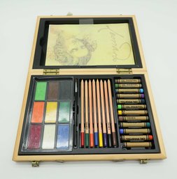 Charming Art Set In Wooden Box