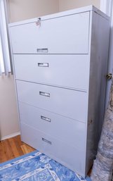 Metal File Cabinet With Keys