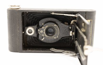 VINTAGE BROENIE FOLDING CAMERA