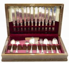 Vintage 1847 Rogers Bros Silverware Set With Case