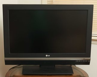 LG 31' Flatscreen TV  - No Remote