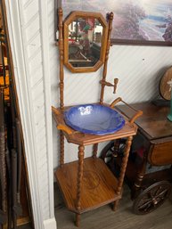 ANTIQUE Oak Wash Stand With BASIN. TWO CANDLE HOLDERS & TOWEL RACKS