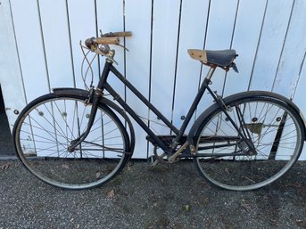 UPER VINTAGE PREWAR BSA LADIES BICYCLE FOR RESTORATION