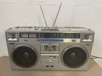 JVC RC-M70W Vintage BoomBox