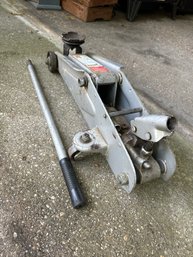 4000lb Hydraulic Floor Jack